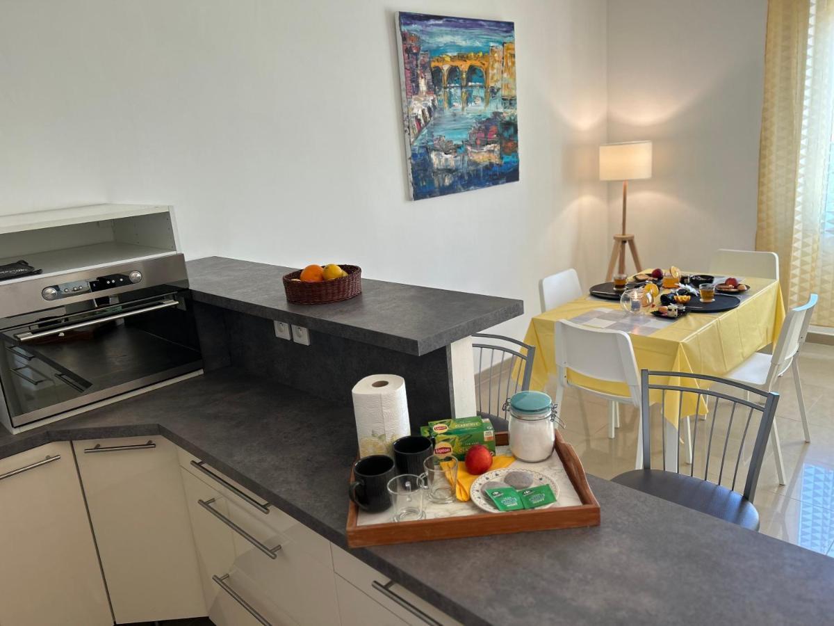 Ferienwohnung Celebre Vieux Port, Marseilles Exterior foto